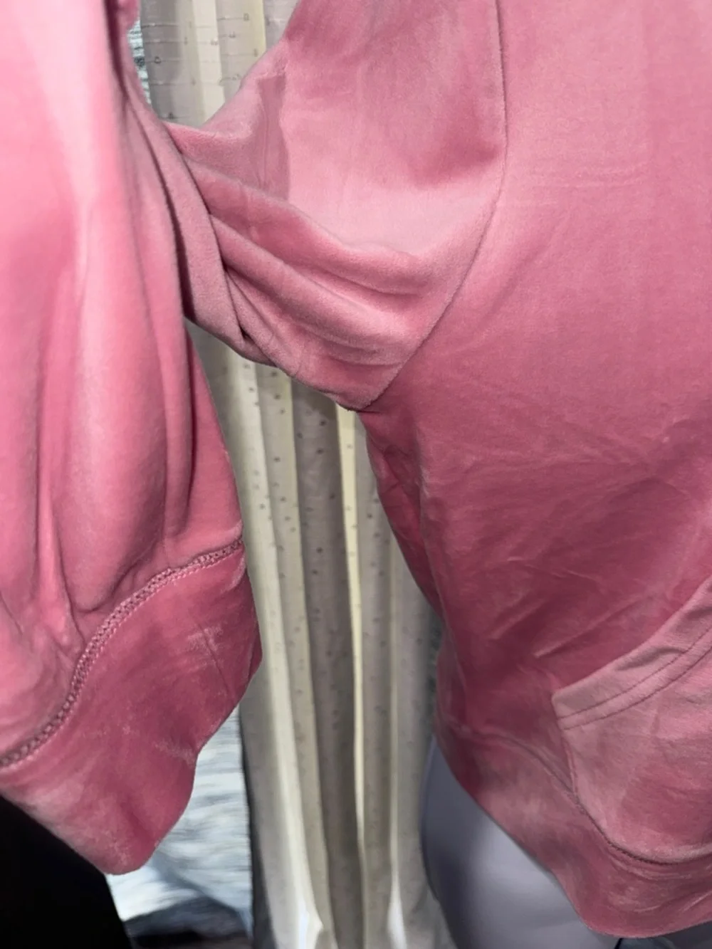 Juicy Couture- NWT Dusty Rose Velour Rhinestone Logo Size Large - Picture 8 of 16